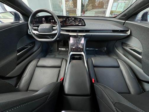 Cosmos Silver Metallic 2024 Lucid Air Touring