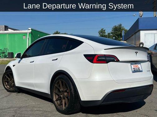 Pearl White Multi-Coat 2021 Tesla Model Y Performance