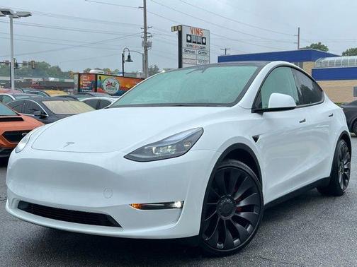 2025 Tesla Model Y Performance