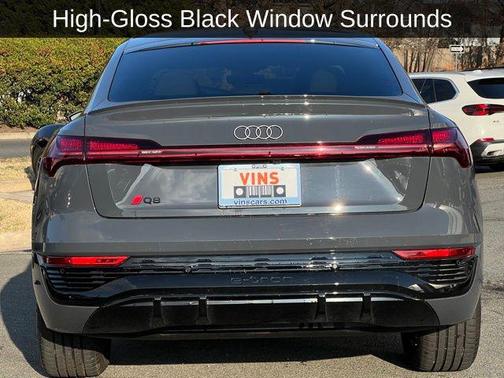 2024 Audi Q8 55 Premium