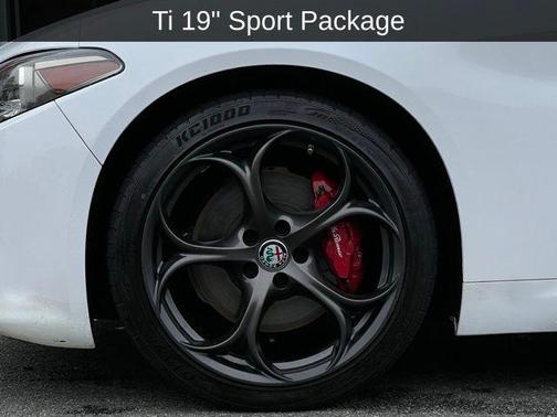2017 Alfa Romeo Giulia Ti