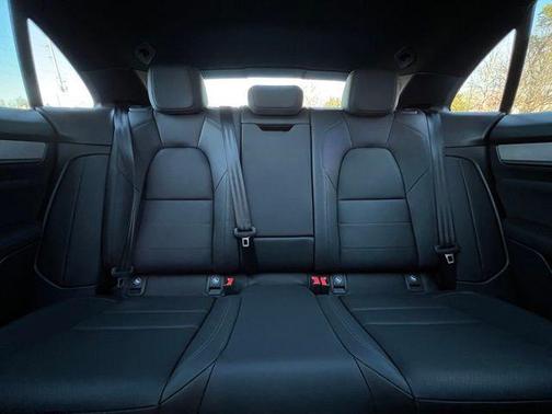 2024 Porsche Macan 4