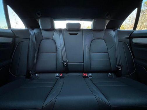 2024 Porsche Macan 4