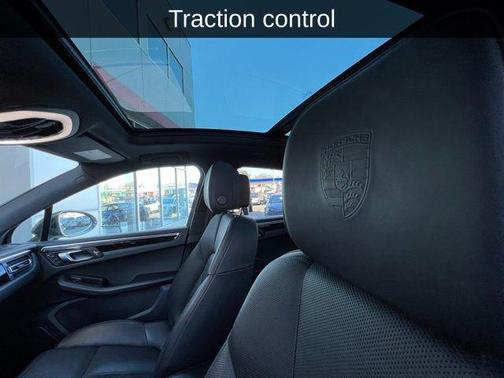 2023 Porsche Macan T