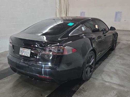2021 Tesla Model S Long Range