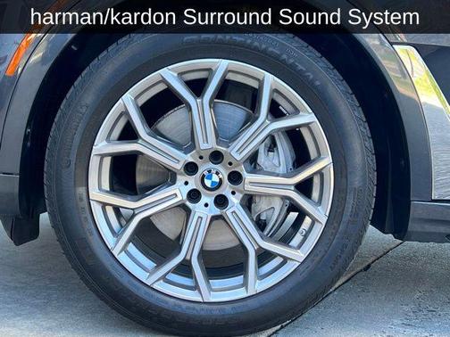 Arctic Grey Metallic 2021 BMW X7 xDrive40i