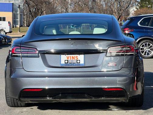 2022 Tesla Model S Plaid