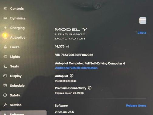 2024 Tesla Model Y Long Range