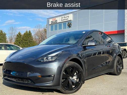 2024 Tesla Model Y Long Range