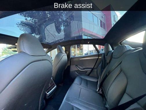 2024 Tesla Model S Base