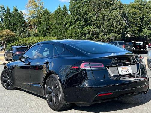 2024 Tesla Model S Base