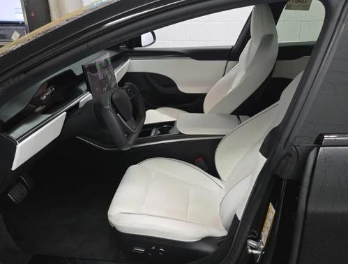 Solid Black 2021 Tesla Model S Plaid