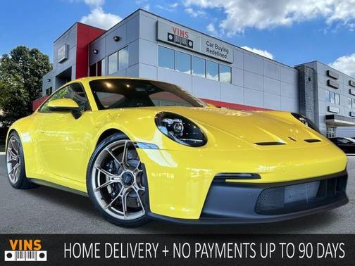 Racing Yellow 2022 Porsche 911 GT3