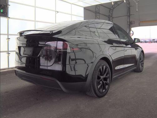 2022 Tesla Model X Base
