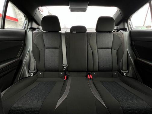 2017 Subaru Impreza 2.0i Sport