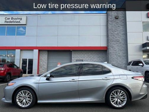 2019 Toyota Camry Hybrid XLE