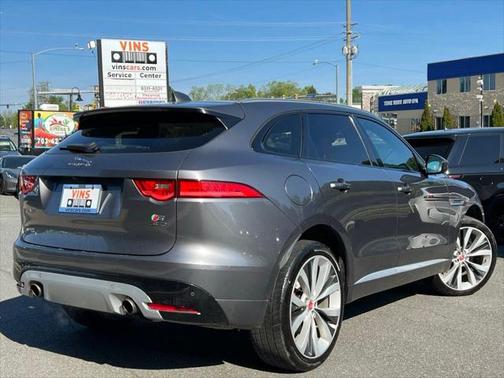 2018 Jaguar F-PACE S