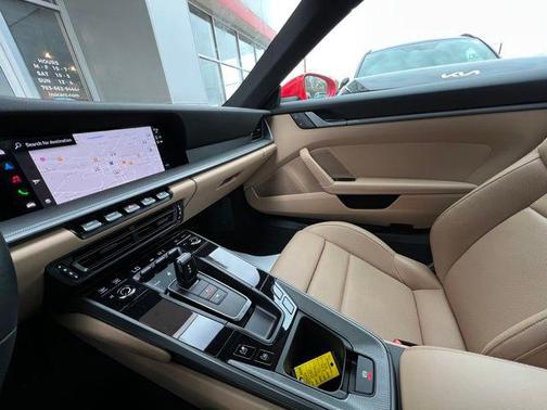 2023 Porsche 911 Carrera