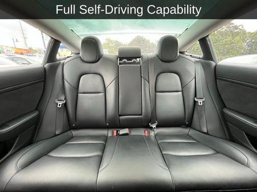 2022 Tesla Model 3 Standard Range