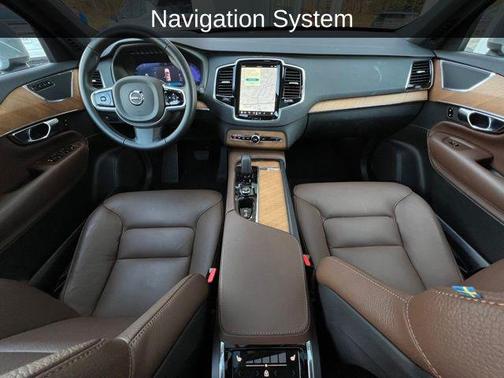 2025 Volvo XC90 B6 Plus 7-Seater