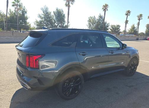 2022 Kia Sorento SX