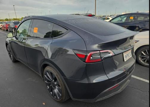 2024 Tesla Model Y Performance
