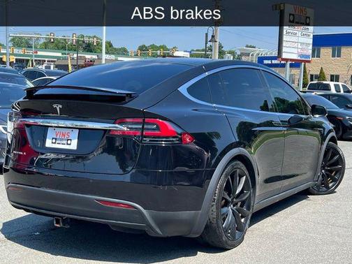 2018 Tesla Model X 75D