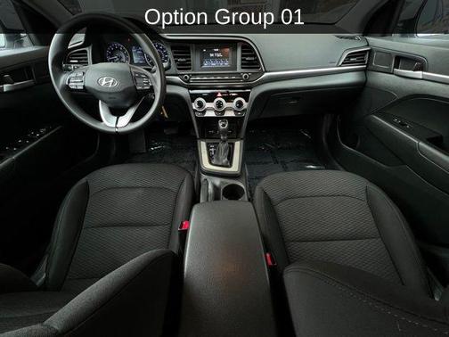 2019 Hyundai ELANTRA SE