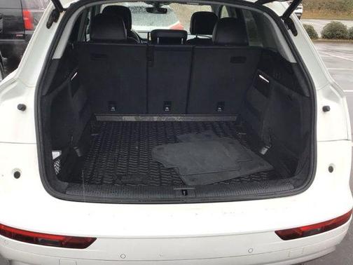 2018 Audi Q5 2.0T Tech Premium