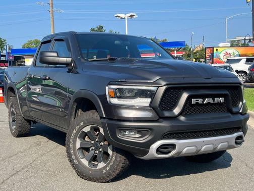 Granite Crystal Metallic Clearcoat 2019 RAM 1500 Rebel