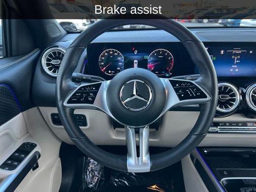 2025 Mercedes-Benz GLB 250 4MATIC