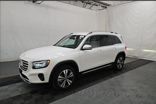 2025 Mercedes-Benz GLB 250 4MATIC