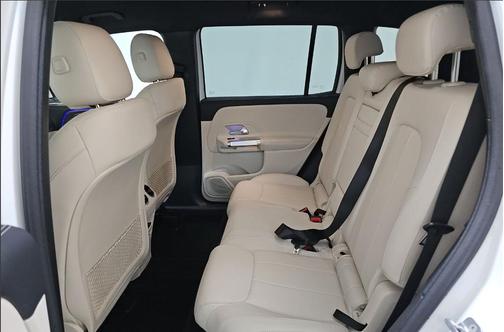 2025 Mercedes-Benz GLB 250 4MATIC