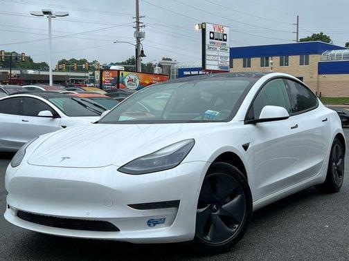 2021 Tesla Model 3 Standard Range Plus