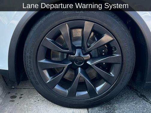 2023 Tesla Model X Base