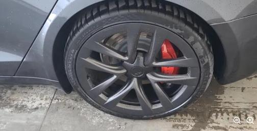 Pearl White Multi-Coat 2023 Tesla Model Y Long Range