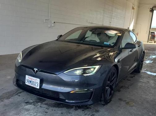 Pearl White Multi-Coat 2023 Tesla Model Y Long Range