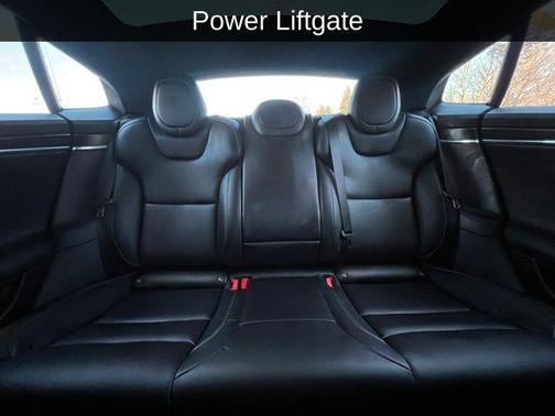 2022 Tesla Model S Plaid