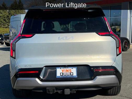 2024 Kia EV9 Land