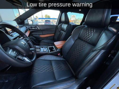 2023 Mitsubishi Outlander PHEV SEL