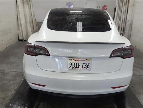 2022 Tesla Model 3 Standard Range
