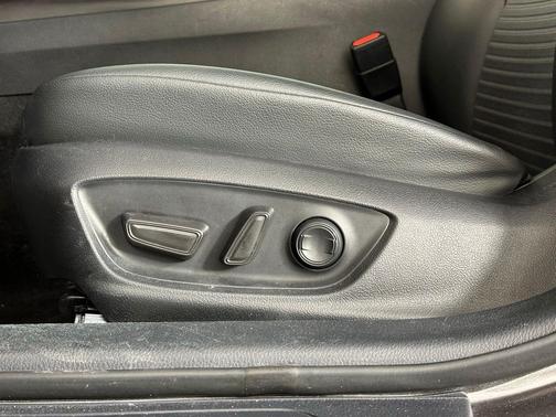Predawn Gray Mica 2023 Toyota Camry SE