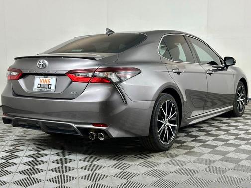 Predawn Gray Mica 2023 Toyota Camry SE