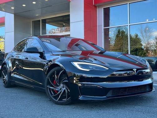 2023 Tesla Model S Plaid