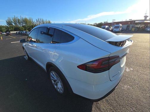 2018 Tesla Model X 100D