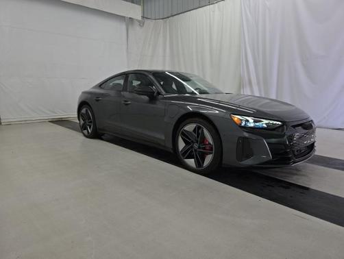 Daytona Gray Pearl 2022 Audi RS e-tron GT Base