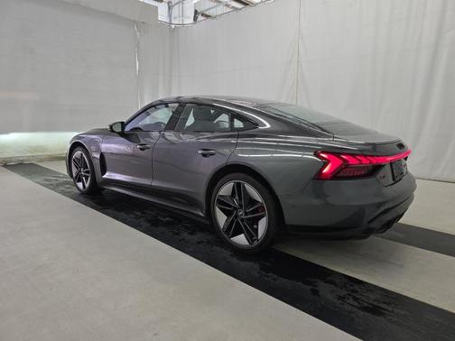 Daytona Gray Pearl 2022 Audi RS e-tron GT Base