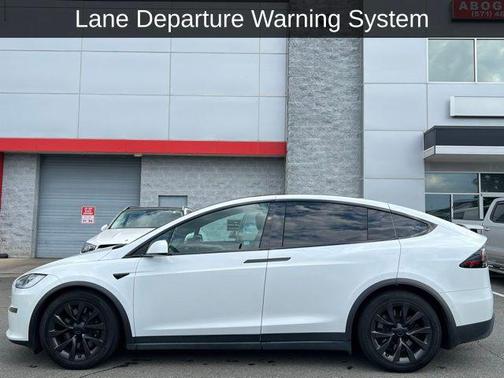 2023 Tesla Model X Base