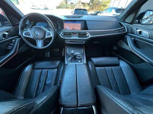 2020 BMW X7 xDrive40i