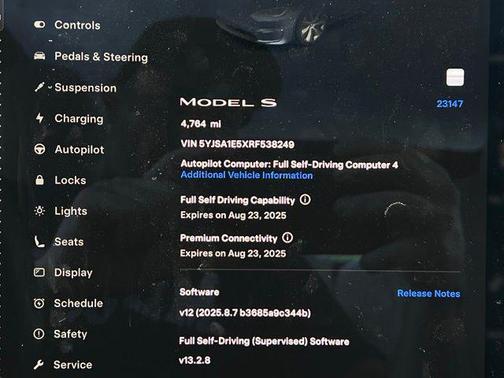 2024 Tesla Model S Base